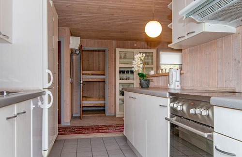 Skodshoved Casa | 6 person holiday home in Knebel