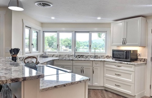 Meredith Casa | 60 Shades of Water, Lake Waukewan Waterfront