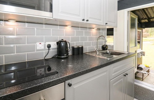 Cenarth Casa | 64 Penlan Holiday Park