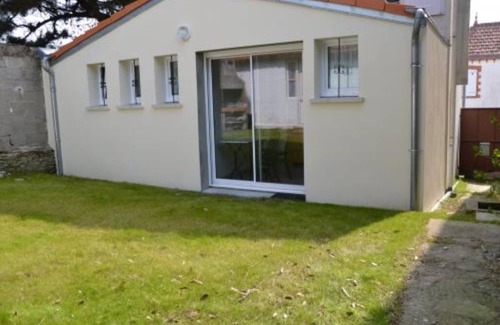 La Bernerie-en-Retz Casa | 66 m² house with enclosed garden, 400m walk to the main beach and all amenities