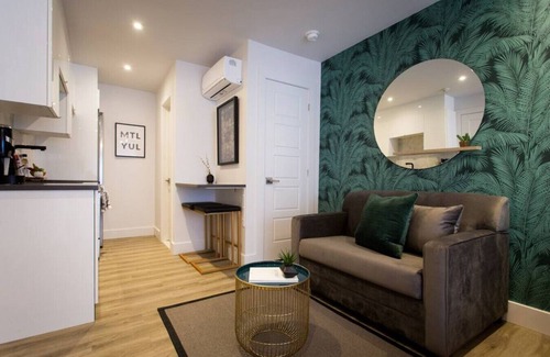 Little Italy Apartamento | 6768 - 401 · Blue Tropics Studio in Little Italy with kitchen by Denstays