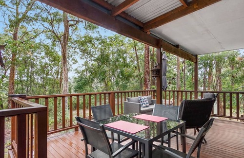 Mossy Point Casa | Desfile de Annetts 67A, punto cubierto de musgo