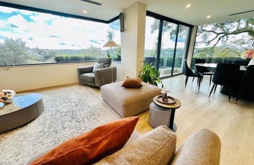 Mosman Casa | 6BR Stunning Waterview & Private Pool