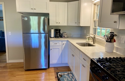 Bass River Cabaña | Willow Breeze Cottage - Se admiten perros