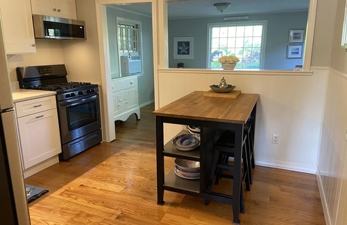 Bass River Cabaña | Willow Breeze Cottage - Se admiten perros