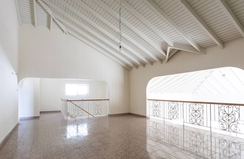 Cay Bay Hill Villa | 7 Bedroom Villa w Infinity Pool & Best View in SXM