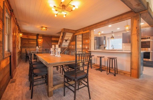 Beach Lake Casa | 7 bedrooms, 4 bathrooms, located in Beach Lake, PA. Sleeps 16, Max capacity 21