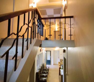 Kodaikanal Hotel | 7 ROADS RESORT 50mts to lake