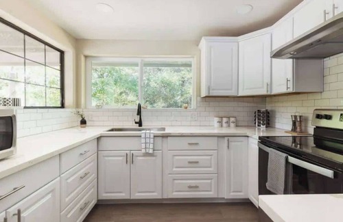 Oakhurst Casa | 7BR 3Bath in Yosemite & Bass Lake with BBQ & Hot Tub