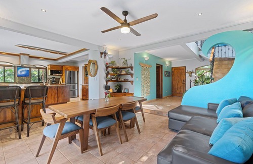 Junquillal Complejo | Oasis de 7 Casas Artísticas con Jardín, Yoga Shala, Comedor, Piscina y Ice-bath