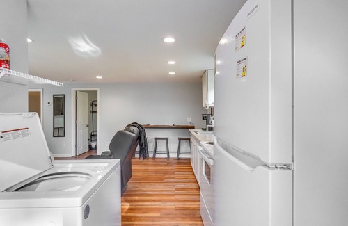 Aberdeen Casa | ~ 8 Mi to Pinehurst: Cozy Home w/ Extended Deck!