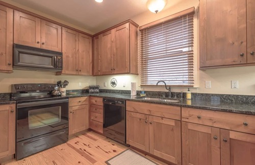 Bear Lake Reserve Cabaña | 88 Woodbridge Drive at Bear Lake Reserve