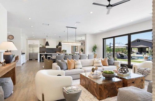 Palm Springs Villa | 8BDR Villa | Tennis/Pickleball, Golf Green, Pool House, Gym, Bar | Mesquite38