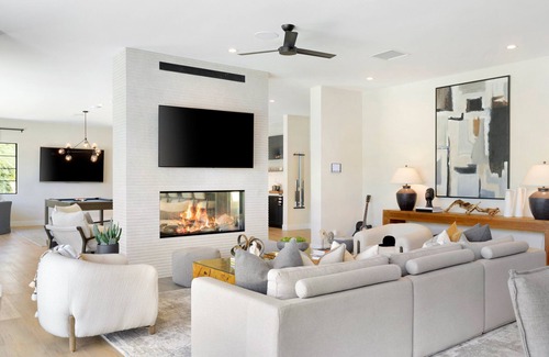 Palm Springs Villa | 8BDR Villa | Tennis/Pickleball, Golf Green, Pool House, Gym, Bar | Mesquite38