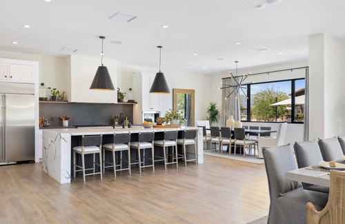 Palm Springs Villa | 8BDR Villa | Tennis/Pickleball, Golf Green, Pool House, Gym, Bar | Mesquite38