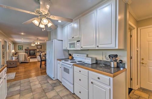 Jones Mills Casa | ¡NUEVO! Waterfront Home w / Dock - 8. 8Mi a las aguas termales