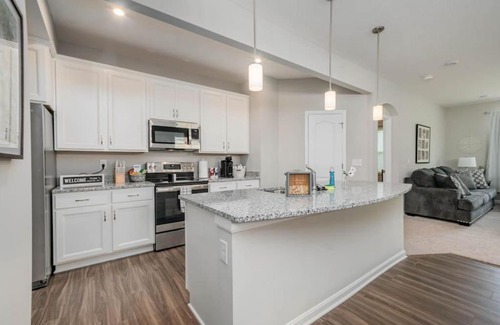 Lebanon Casa | 950 Southline Newly Built Home in Lebanon 4 BDR 2 5 Bath