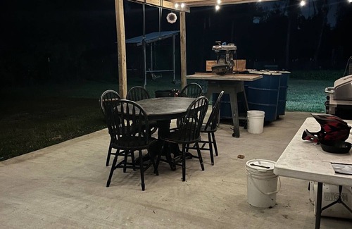 Hammond Casa | A bunkhouse on a homestead