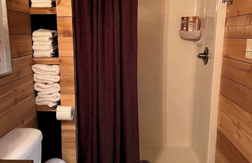 Hammond Casa | A bunkhouse on a homestead