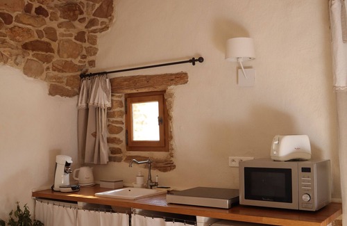 Bizanet Cabaña | Una cabaña SENTEURS DE GARRIGUE ofrece paz y tranquilidad en un rincón de la naturaleza