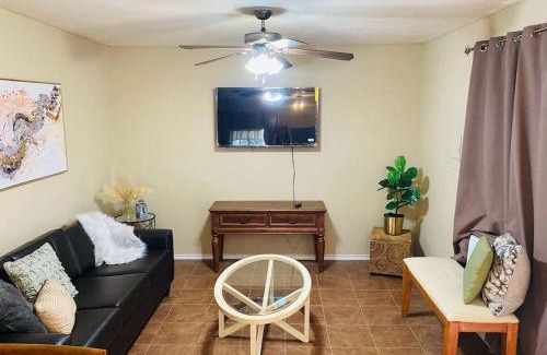 San Antonio Apartamento | A Cozy Corner