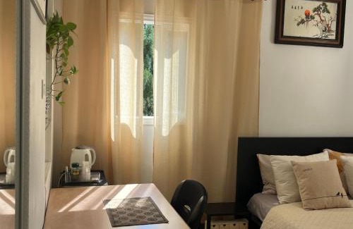 Ramat Gan Casa | A cozy room economy class in the central thriving area next to Shiba & Bar Ilan