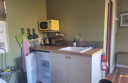 Volcano Cabaña | A cozy winter skier's cabin, or summer retreat-Explore the Gold Country!