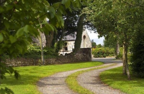 Belfast Cabaña | Una cabaña para familias y mascotas situado en un entorno rural