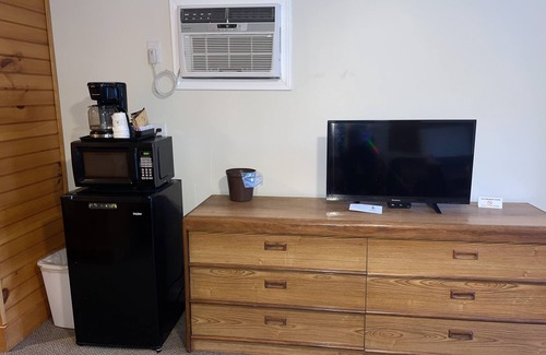 Maggie Valley Hotel | A Holiday Motel