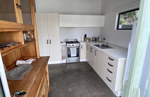 Manly Casa | A Kiwi beachside holiday a couple of minutes walk to the sand ...