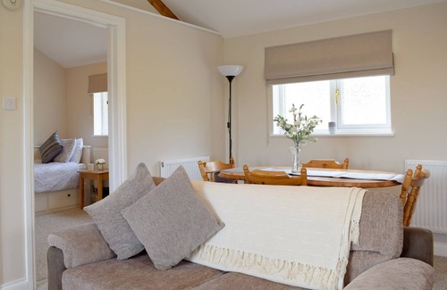Billingsley Cabaña | 2 bedroom accommodation in Stottesdont, near Bridgnorth