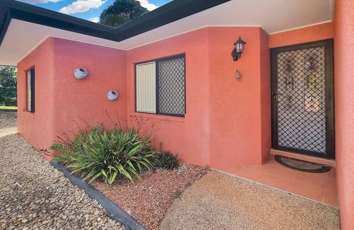 Atherton Casa | A picturesque 3 bedroom house with splendid views