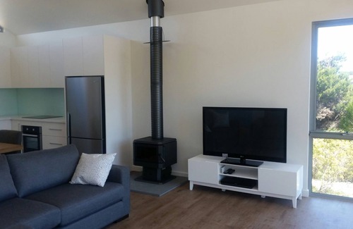 Island Beach Casa | Un tranquilo retiro de playa con abundante flora y fauna.