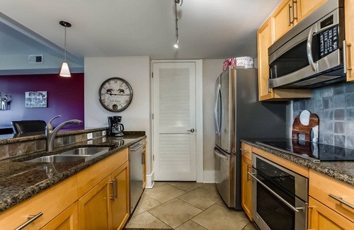 Tuscaloosa Condominio | ¡Un "ALQUILER DE MAREAS EN ROLLO" disponible para la graduación de diciembre!