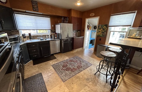 Canyon Rim Cabaña | A. Spicy Swedish Cottage