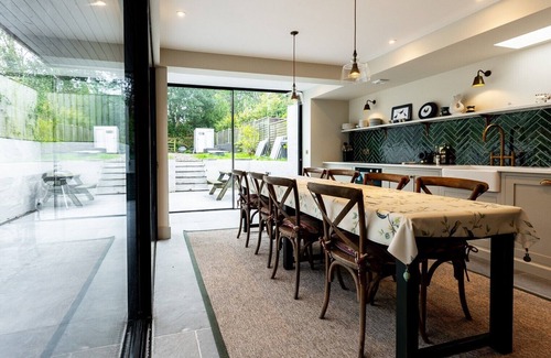 Newport Casa | A stylish house for 6 in the heart of Newport, Pembrokeshire