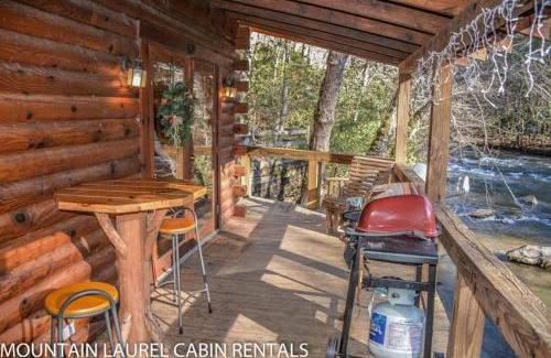 Blue Ridge Casa | A Tumblin` Run