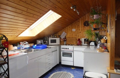 Ahorn Apartamento | A U S Z E I T - El oasis para sentirse bien en el terreno de construcción entre Odenwald y Taubertal