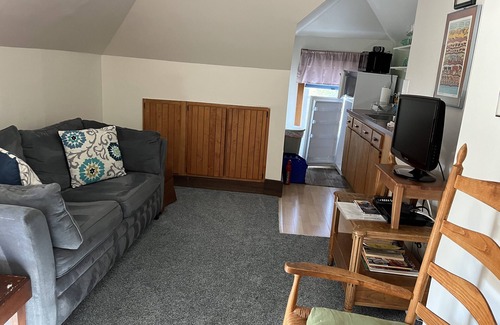 Newton Highlands Cama Y Desayuno | A Village Bed and Breakfast