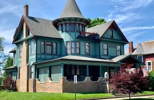 Shelbyville Casa | Charles Davis Mansion - Increíble propiedad histórica reconocida nacionalmente - 1898