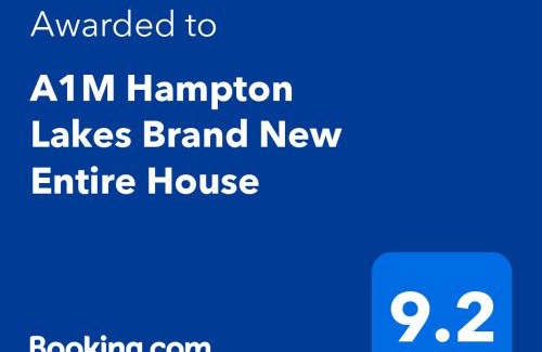 Peterborough Apartamento | A1M Hampton Height New Entire 4bed House PE7 8SN