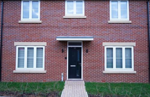 Peterborough Apartamento | A1M Hampton Height New Entire 4bed House PE7 8SN