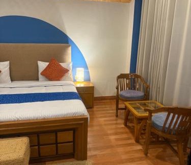 Naldehra Cama Y Desayuno | Aagaman- Your Mountain Home