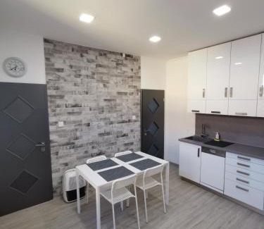 Pecs Apartamento | AApartman Exclusive - free parking