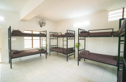 Srikalahasti Casa | Aare waterfalls homestay