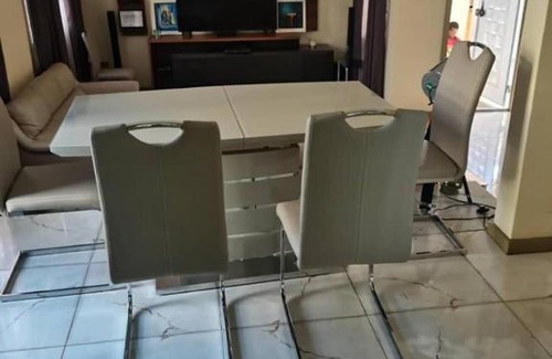 Freetown Apartamento | Aberdeen Villa