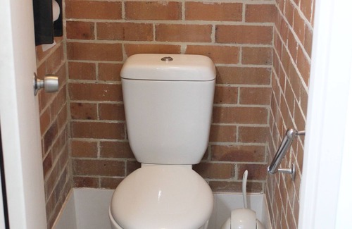 Armidale Hotel | Acacia Motor Inn Armidale