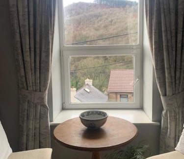 Port Talbot Casa | Accommodation at the Vestry