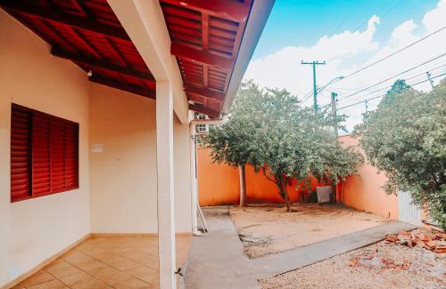 Plano Diretor Sul Casa | Aconchego - Casa 3/4 - ar condicionado nos 3/4 -garagem