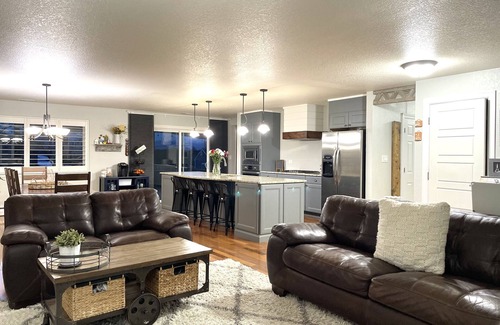 Erie Casa | Acreage + Breathtaking Rocky Mountain Views!